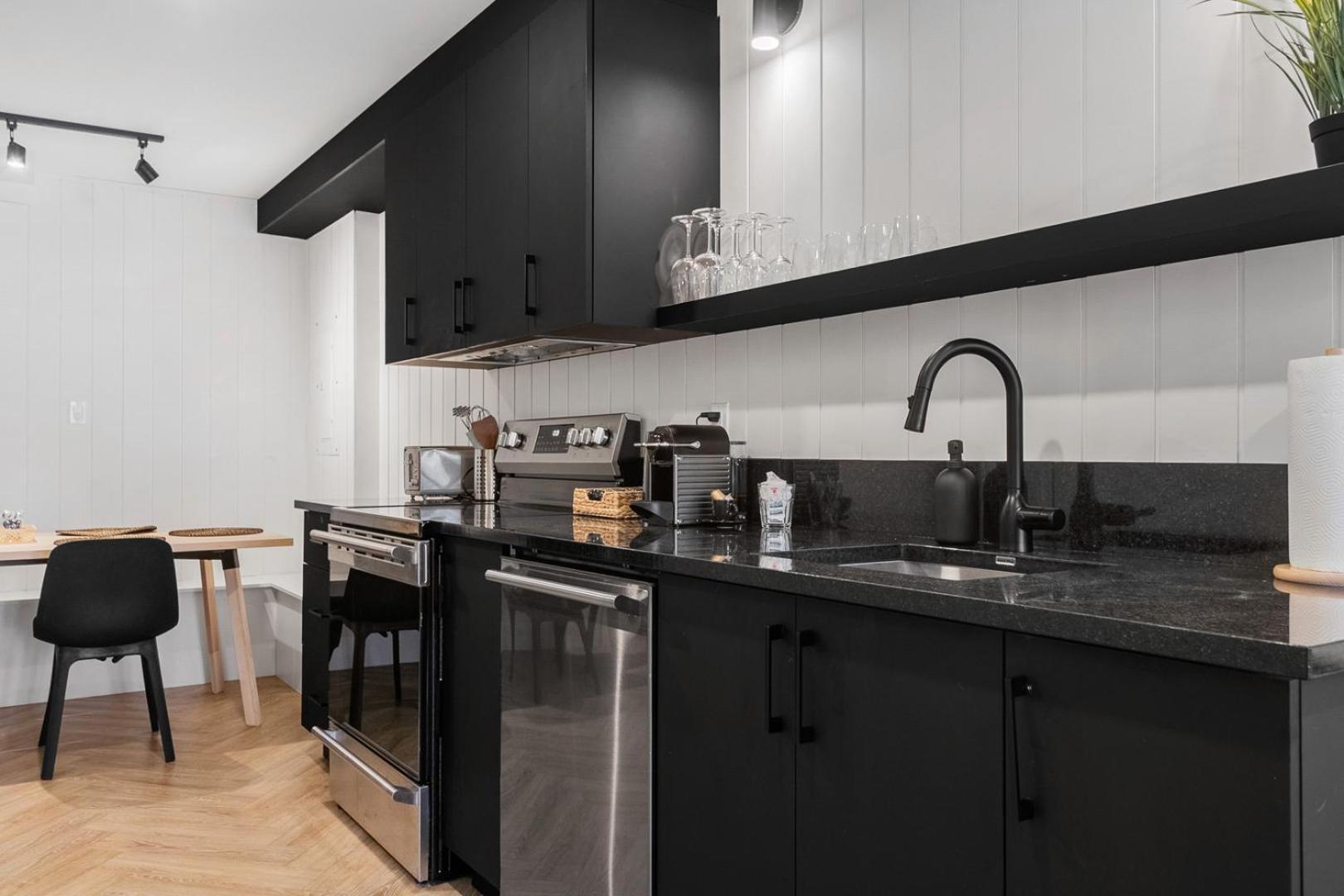 Newly Renovated Appartement 2Cc A Limoilou Pour 6 Personnes Québec Exteriör bild